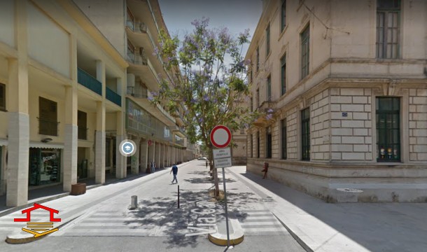 Locali Polifunzionali in vendita Zona Istituto Comprensivo Giovanni XXIII Colonna, Vittoria (RG)