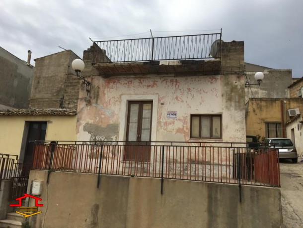 Casa Singola in vendita Via Ipperia n.36, Vittoria (RG)