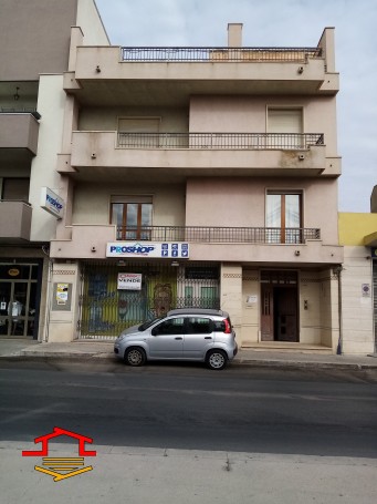 Stabile in vendita Via Garibaldi n. 441, Vittoria (RG)