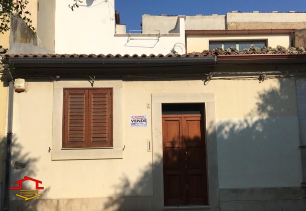 Casa Singola in vendita Piazza G. Bruno n. 7, Vittoria (RG)
