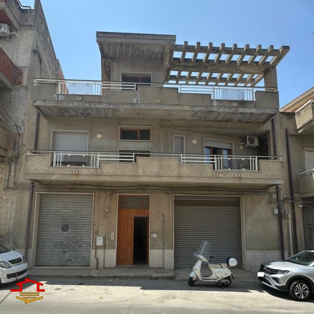 Casa Singola in vendita Via R. Battaglia n. 7, Vittoria (RG)